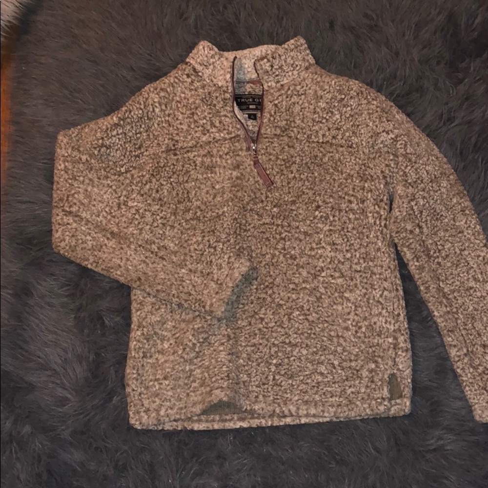 Brown True Grit sweatshirt in great condition!